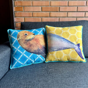 lobo_e_boto2 Kit 2 almofadas Mar de Brincar - LOBO MARINHO+BOTO